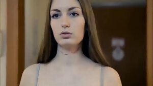 Тийнейджър получава българско безплатно порно cumshot лицето след смучене
